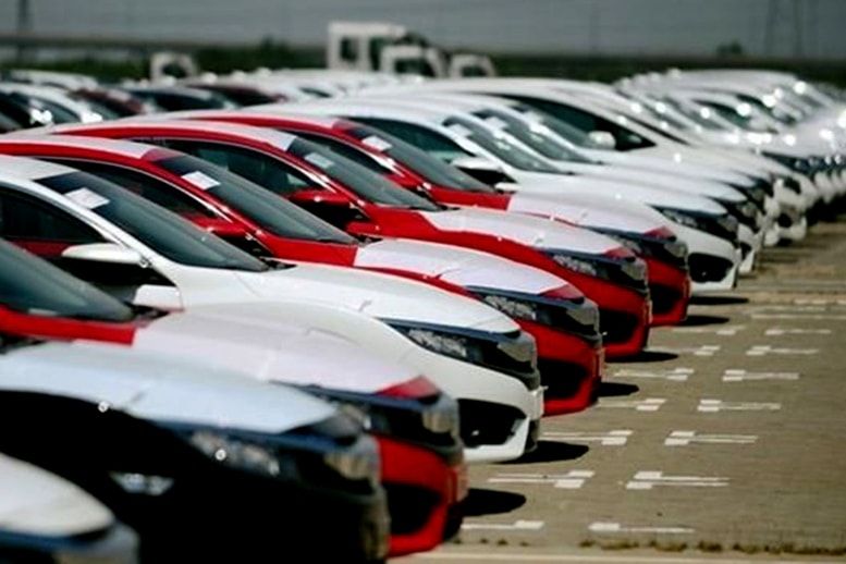 Nhập khẩu ô tô và linh kiện cán mốc 1,9 tỷ USD, tăng vọt 43%