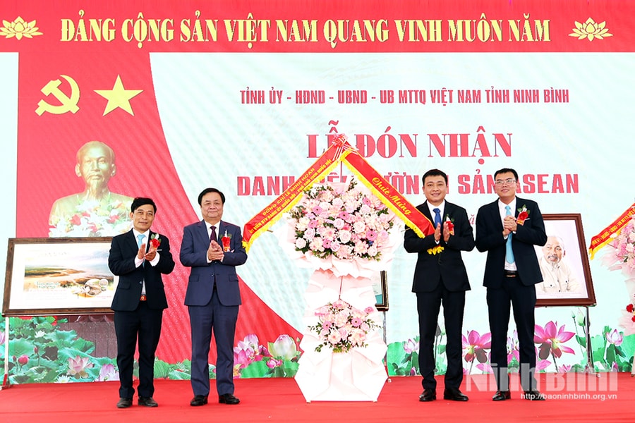 Phó Chủ tịch Quốc hội Lê Minh Hoan dự Lễ đón nhận danh hiệu Vườn di sản ASEAN của Vườn quốc gia Xuân Thủy