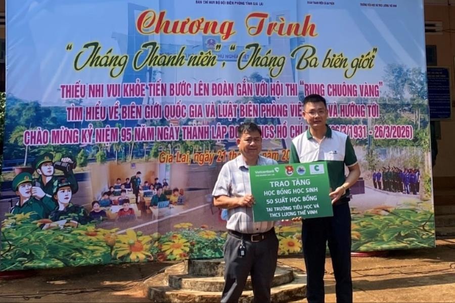 Tuổi trẻ Vietcombank Gia Lai triển khai nhiều hoạt động an sinh xã hội tại vùng biên giới