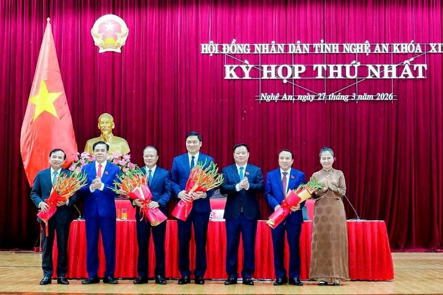 Ông Hoàng Nghĩa Hiếu, Võ Trọng Hải tái đắc cử các chức danh chủ chốt tỉnh Nghệ An
