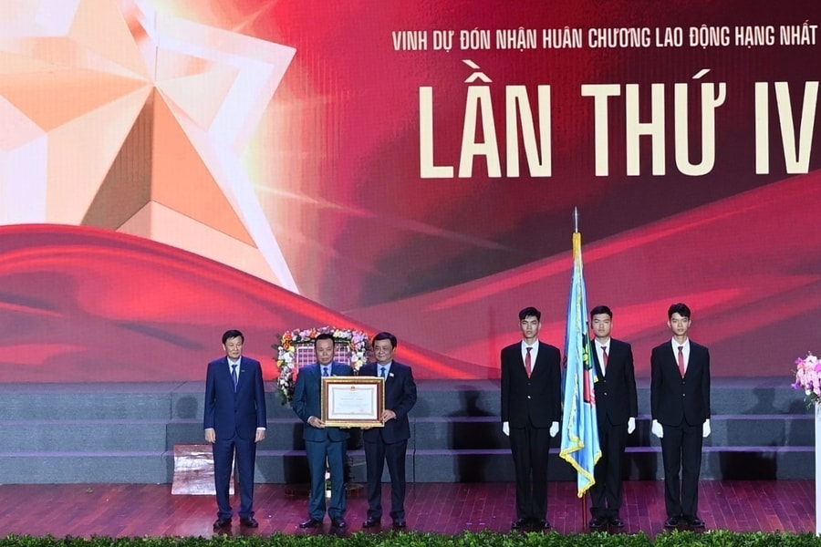 Phó Chủ tịch Quốc hội Lê Minh Hoan dự lễ kỷ niệm 30 năm thành lập Tập đoàn Dabaco Việt Nam
