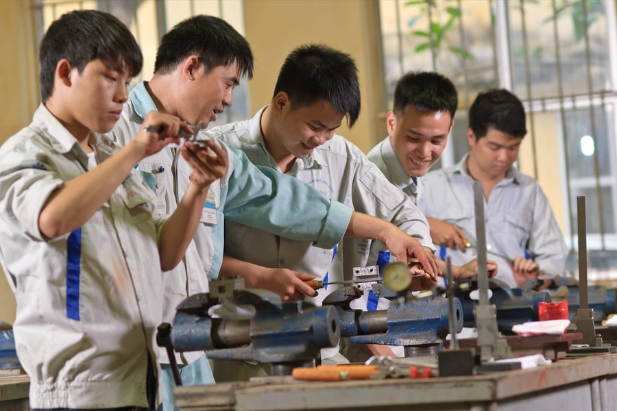 Siết chặt tiêu chuẩn người dạy nghề