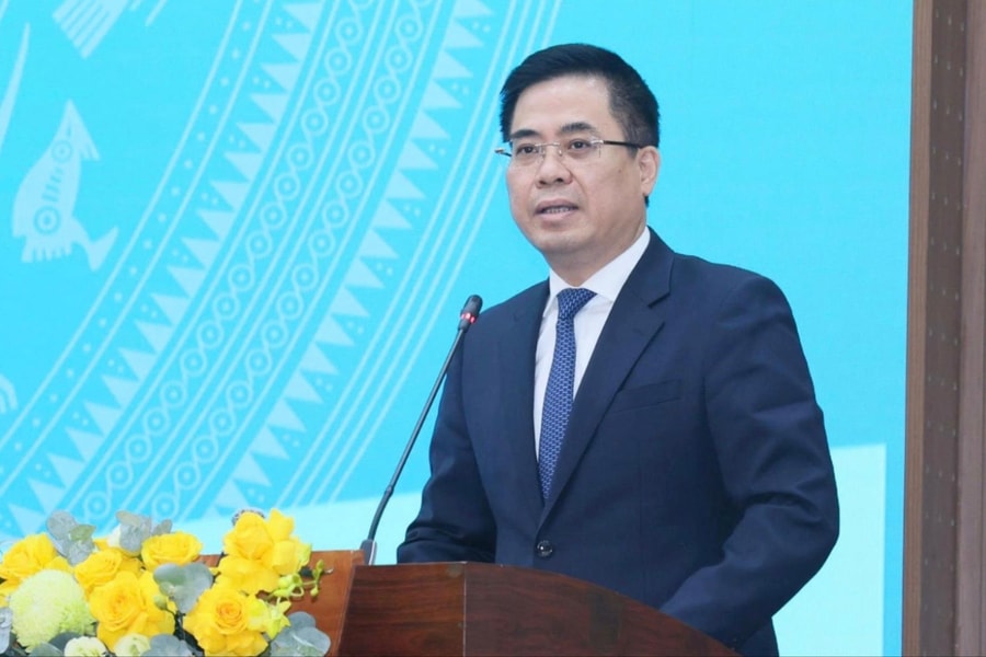 Chủ tịch UBND tỉnh Quảng Ngãi Nguyễn Hoàng Giang: Tận tâm, tận lực, góp sức xây dựng tỉnh Quảng Ngãi phát triển nhanh, bền vững và toàn diện hơn