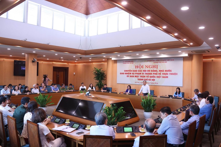 Hà Nội: Chuyển giao 18 hội do Đảng, Nhà nước giao nhiệm vụ về Ủy ban MTTQ Việt Nam thành phố