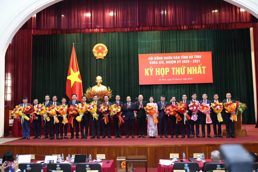 Ông Phan Thiên Định tái đắc cử Chủ tịch UBND tỉnh Hà Tĩnh