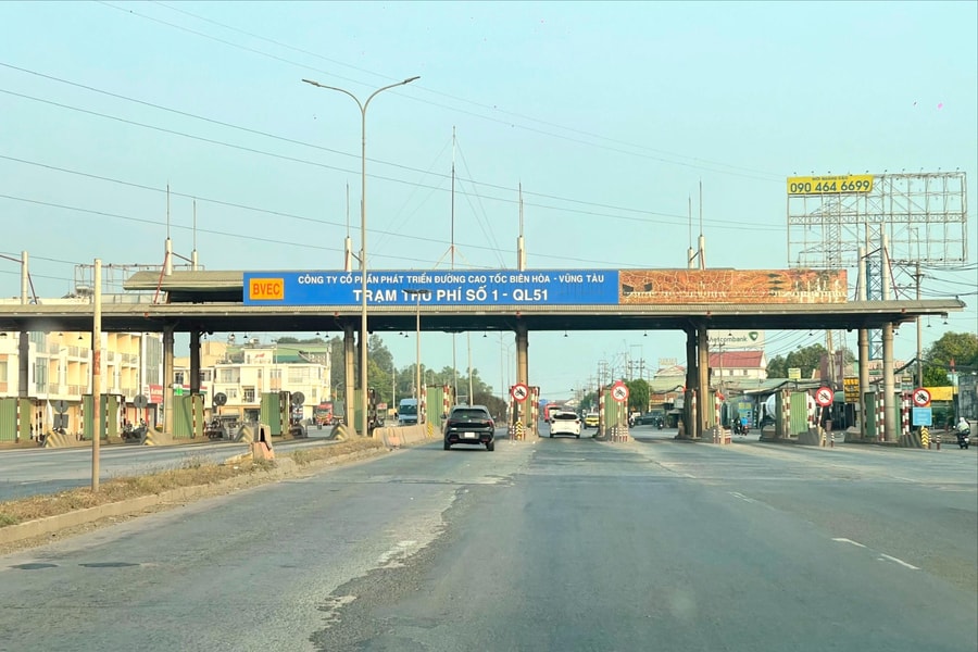 Đồng Nai: Tháo dỡ 2 trạm thu phí trên Quốc lộ 51 trước Lễ 30/4