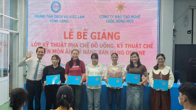 Trung tâm Dịch vụ việc làm Vĩnh Long: Hỗ trợ đào tạo nghề cho người lao động đang hưởng trợ cấp thất nghiệp