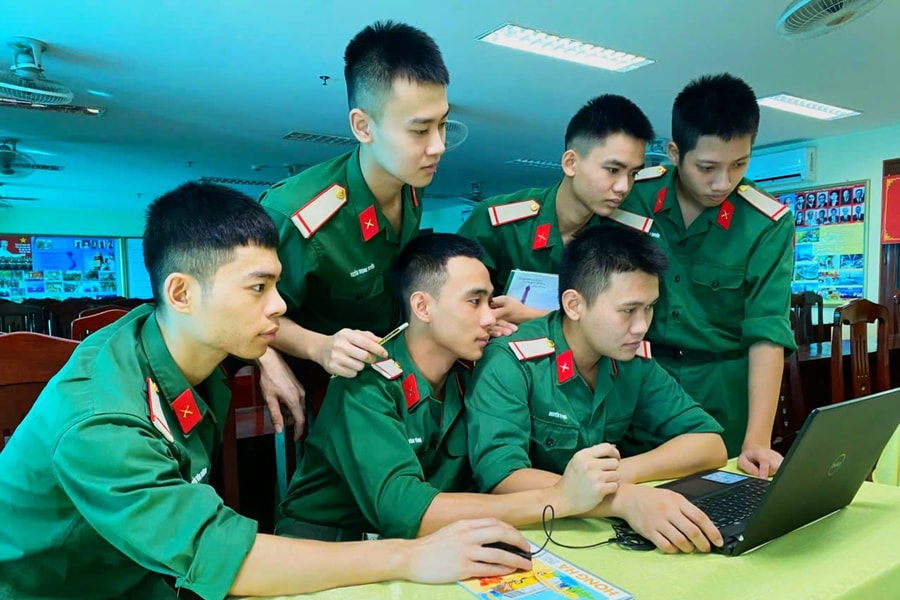 Phổ biến, giáo dục pháp luật gắn với thực tiễn đào tạo