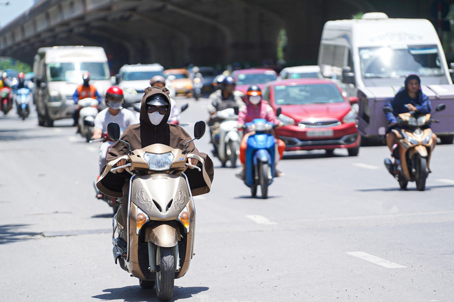 Dự báo thời tiết ngày 25/6: Bắc Bộ ban ngày nắng gắt, chiều tối mưa dông