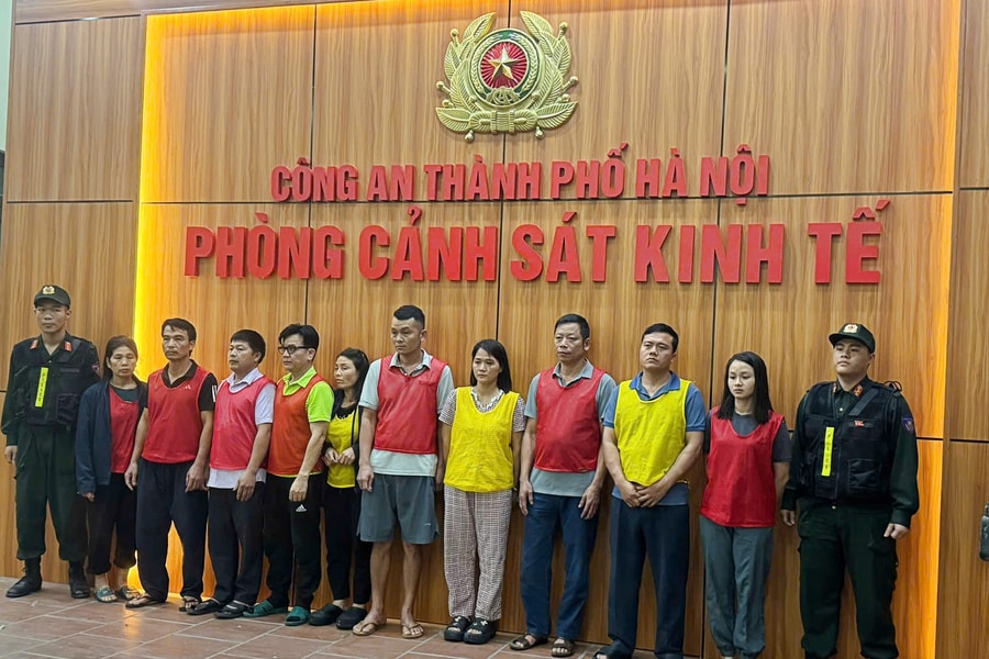 Đường dây “phù phép” thịt lợn bệnh vào bếp ăn học đường vận hành như thế nào?