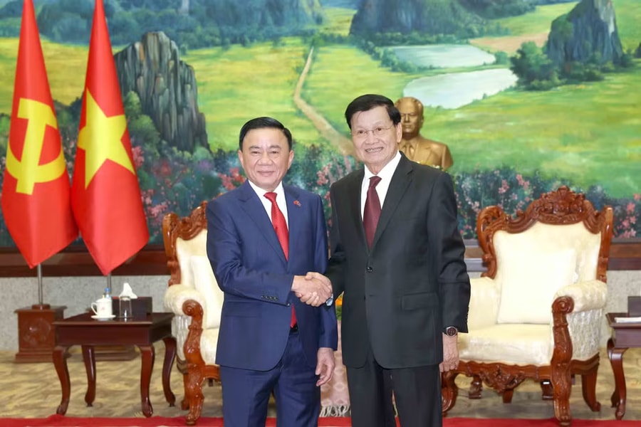 Thường trực Ban Bí thư Trần Cẩm Tú hội kiến Tổng Bí thư, Chủ tịch nước Lào