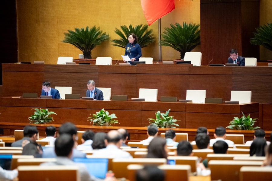 Một số hình ảnh Quốc hội thảo luận tại hội trường về 2 dự án Luật và Nghị quyết
