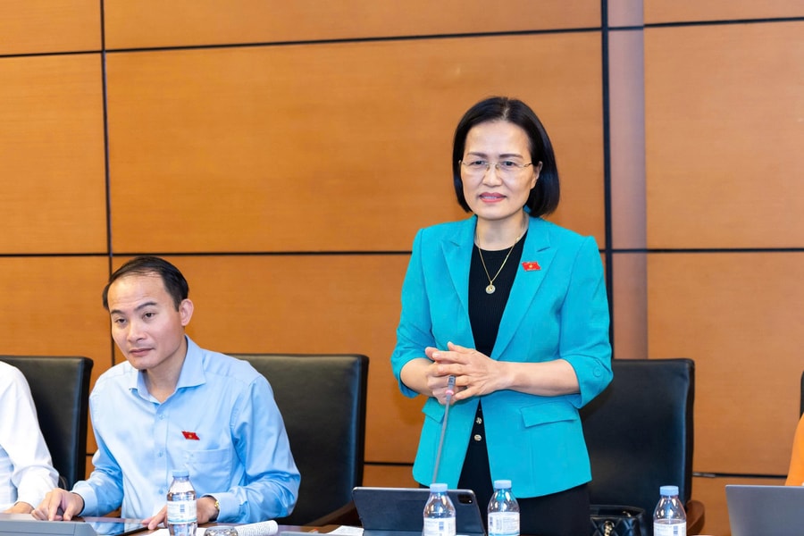 Thể chế hóa cơ chế bảo vệ cán bộ dám nghĩ, dám làm, dám đột phá