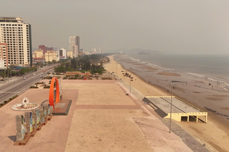 Nghệ An: Nam sinh lớp 10 dũng cảm cứu sống 2 người khi tắm biển