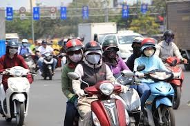 Dự báo thời tiết ngày 14/4: Nắng nóng chạm đỉnh, Thanh Hóa đến Huế vượt 40 độ C