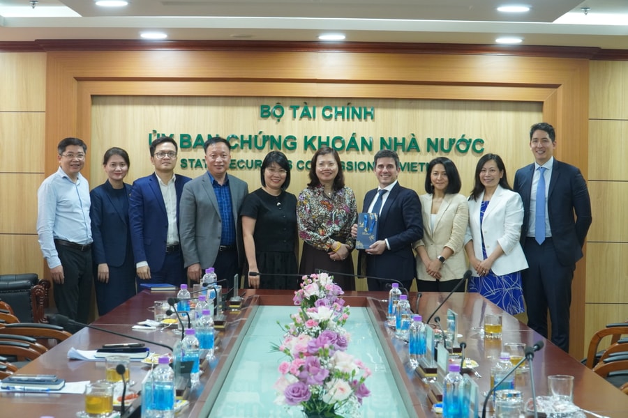 FTSE Russell đồng hành phát triển sản phẩm mới cho thị trường chứng khoán Việt Nam