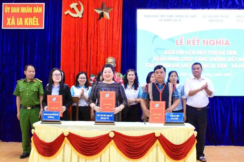 “Kết nghĩa” - nhịp cầu nâng bước buôn làng Gia Lai