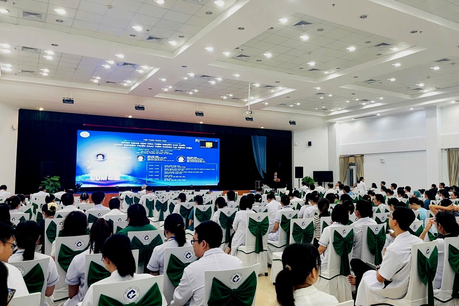 Gánh nặng cúm mùa trên người cao tuổi và kinh nghiệm triển khai tiêm chủng tại bệnh viện