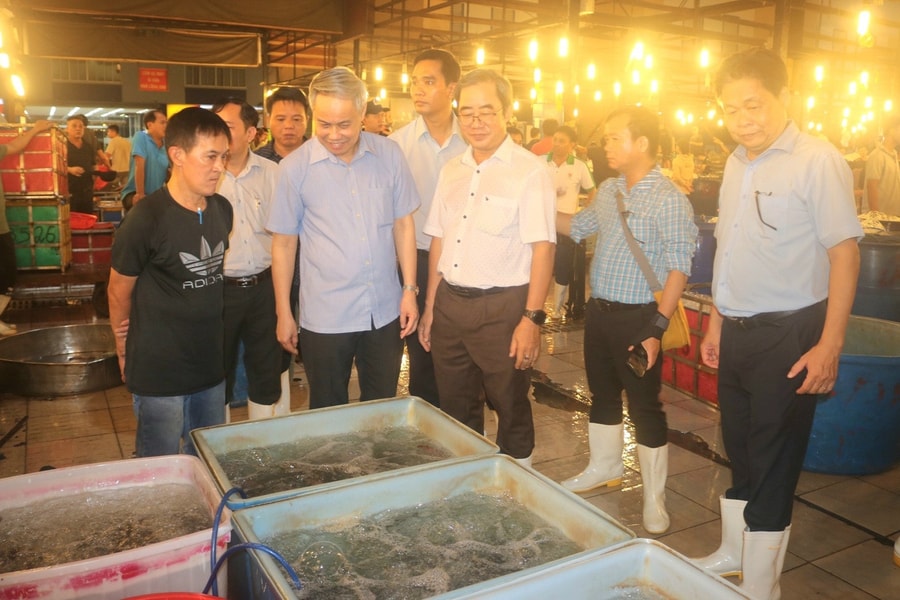 TP. Hồ Chí Minh: Thắt chặt kiểm soát thực phẩm trước áp lực đô thị hóa