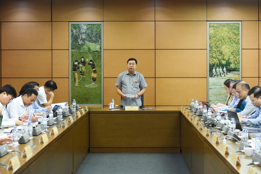 Sáng 20/4/2026: Thảo luận Tổ 13 (Đoàn ĐBQH các tỉnh An Giang, Quảng Trị)