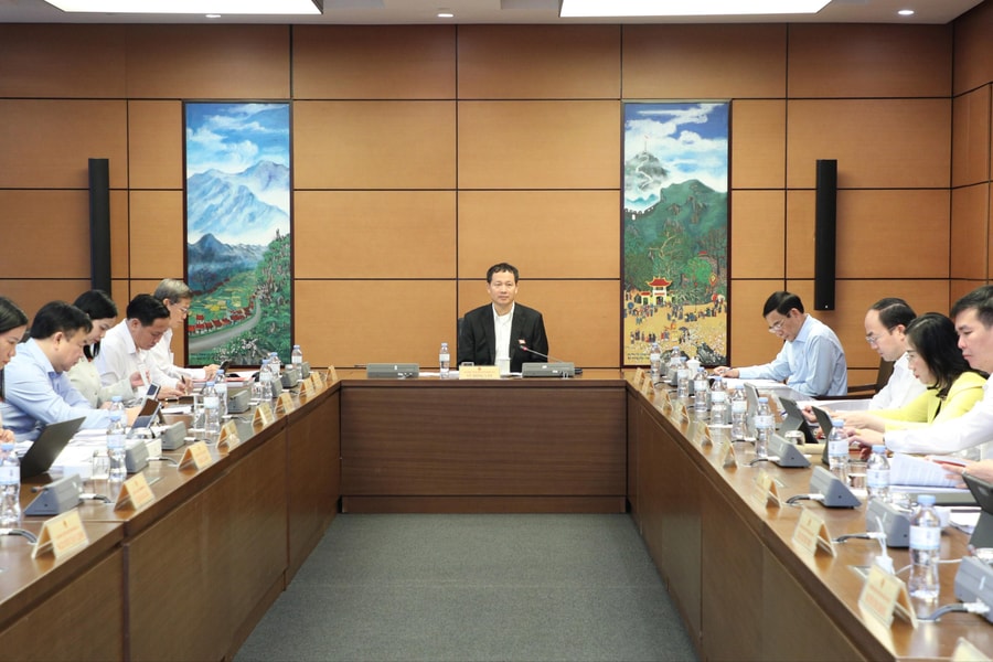 Sáng 20/4/2026: Thảo luận Tổ 6 (Đoàn ĐBQH các tỉnh Thái Nguyên, Đồng Nai)