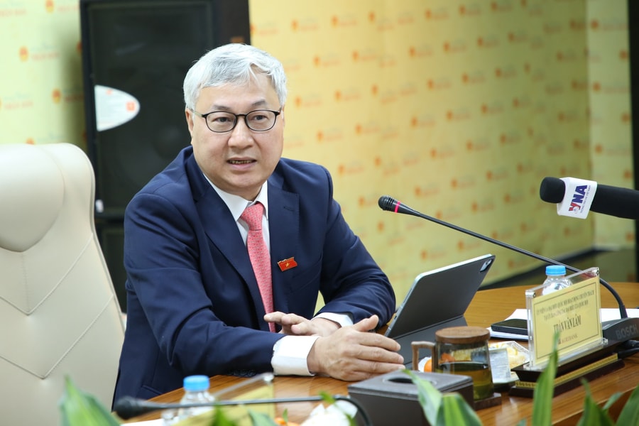 Hoàn thiện tiêu chuẩn đại biểu Quốc hội trong kỷ nguyên số
