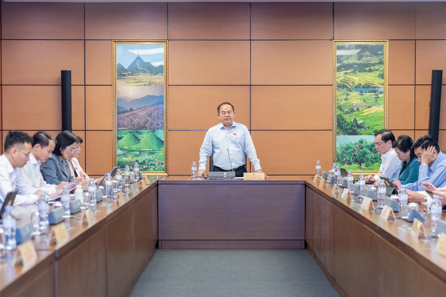 Chiều 21/4/2026: Thảo luận Tổ 14 (Đoàn ĐBQH các tỉnh Quảng Ninh, Đồng Tháp)