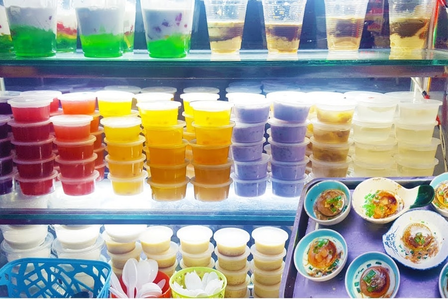 Bánh flan và canh bắp cải khiến hàng trăm học sinh ngộ độc thực phẩm tại TP. Hồ Chí Minh