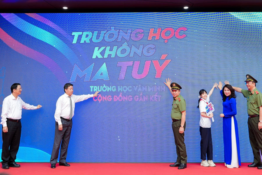 Tiết học "có một không hai" của gần 1 triệu Gen Z Hà Nội