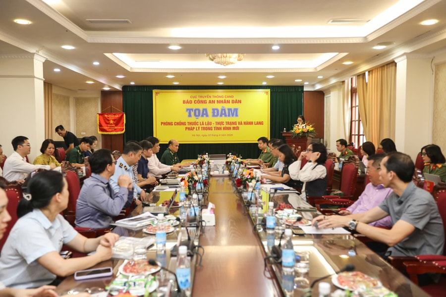 Phòng chống thuốc lá lậu trong tình hình mới: Đề xuất tăng mạnh mức xử phạt, siết khâu bán lẻ