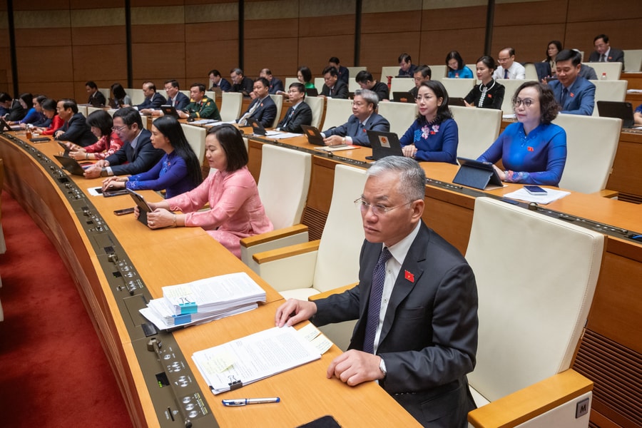 Sáng 24/4/2026: Quốc hội thảo luận tại hội trường