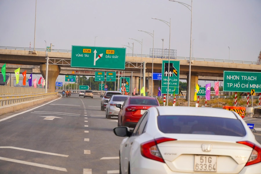 Thông xe 37km cao tốc Biên Hòa – Vũng Tàu, giảm áp lực Quốc lộ 51