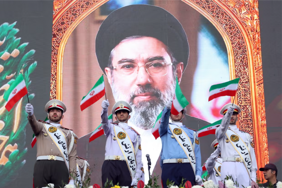 Lãnh tụ tối cao Iran lên tiếng cảnh báo Mỹ sau thời gian dài im lặng