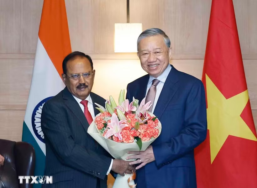 Tổng Bí thư, Chủ tịch nước Tô Lâm tiếp Cố vấn An ninh Quốc gia Ấn Độ Ajit Doval