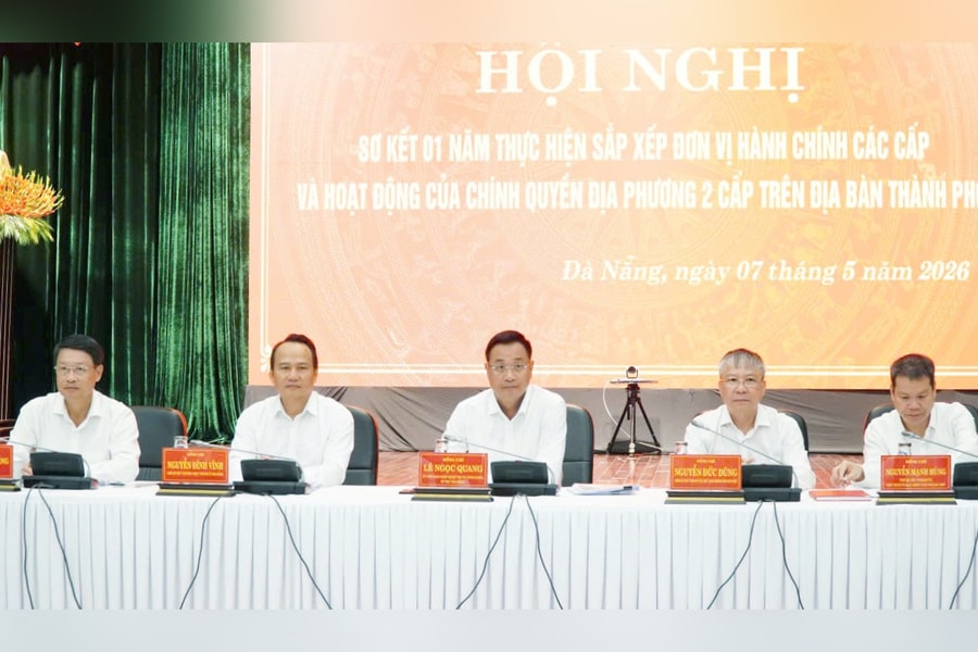 Tiếp tục đổi mới tư duy quản lý, phương thức điều hành