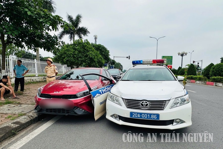 Thái Nguyên: Xử lý lái xe vi phạm tốc độ, nồng độ cồn và chống người thi hành công vụ