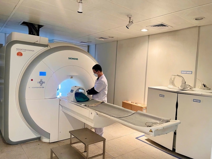 Hà Nội: 21 cơ sở y tế có máy chụp CT, MRI kỹ thuật cao phục vụ người dân