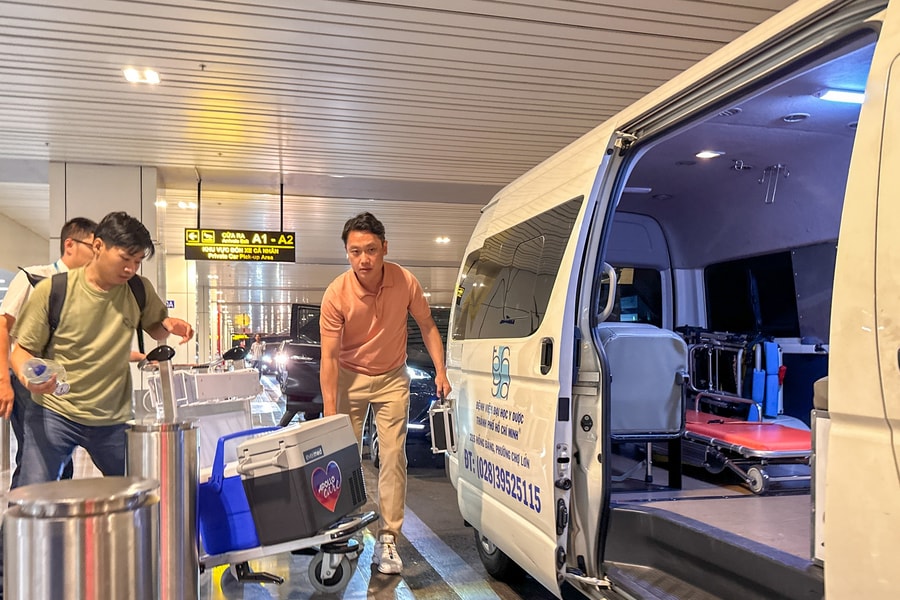 Trái tim hiến tặng vượt 1.700km hồi sinh chàng trai 23 tuổi