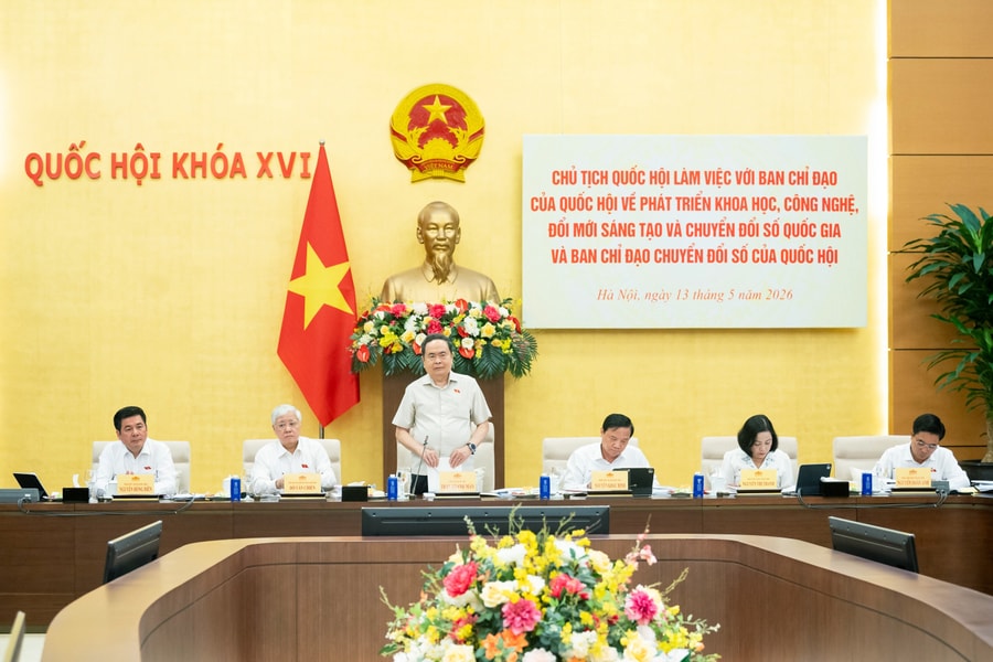 Chủ tịch Quốc hội Trần Thanh Mẫn chủ trì làm việc về khoa học công nghệ, đổi mới sáng tạo và chuyển đổi số