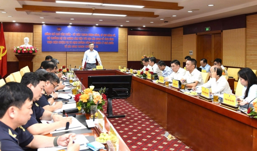 Cải cách thể chế, triển khai hiệu quả hải quan số, hải quan thông minh