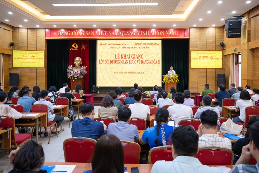 Khai giảng Lớp bồi dưỡng nhận thức về Đảng năm 2026