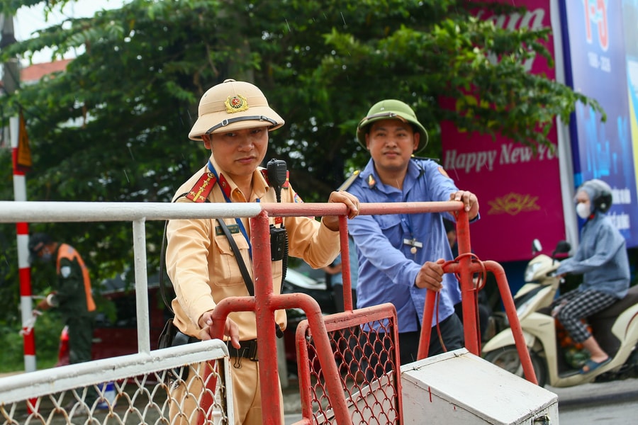 Hà Nội: Vi phạm an toàn giao thông đường sắt giảm sâu sau 3 ngày thực hiện Nghị định 81