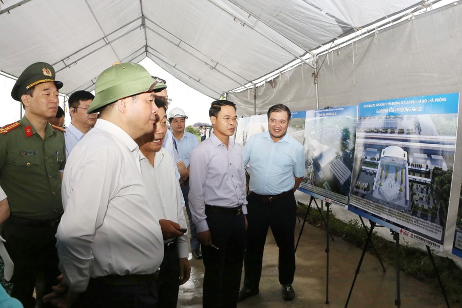 Đảm bảo tiến độ xây dựng tuyến đường sắt Lào Cai - Hà Nội - Hải Phòng