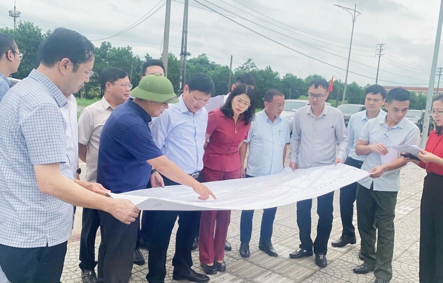 Đổi mới giám sát, nâng cao hiệu lực quản trị địa phương
