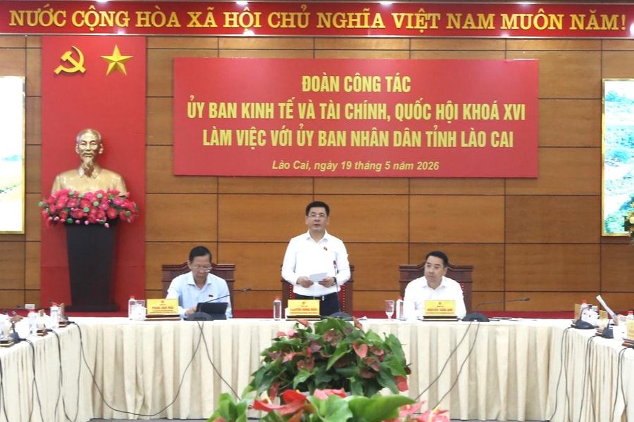 Chuyển mạnh từ tư duy “quản lý địa phương” sang tư duy “kiến tạo cực tăng trưởng