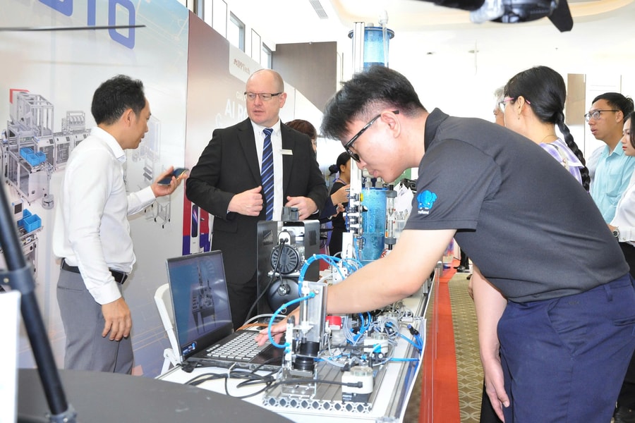 Ra mắt Quỹ Phát triển khoa học công nghệ và đổi mới sáng tạo TP. Cần Thơ