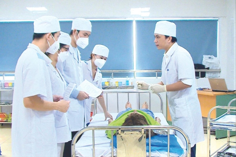 Giữ nền móng nhân lực cho y tế cơ sở