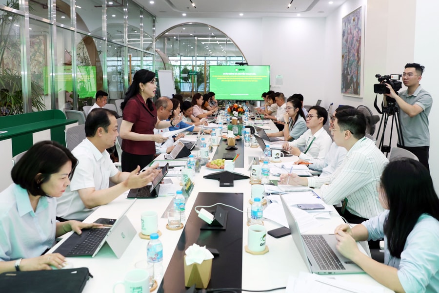 Hoàn thiện khung pháp lý phù hợp xu thế bưu chính số