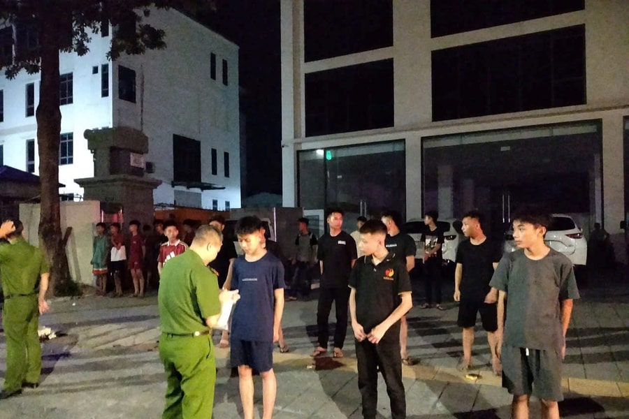 Xử lý nghiêm hành vi livestream, cổ vũ các nhóm đua xe