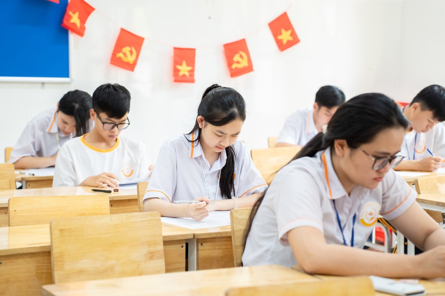 Trước giờ "G" thi tốt nghiệp THPT: Chuyên gia chỉ cách giữ bình tĩnh trước câu hỏi khó